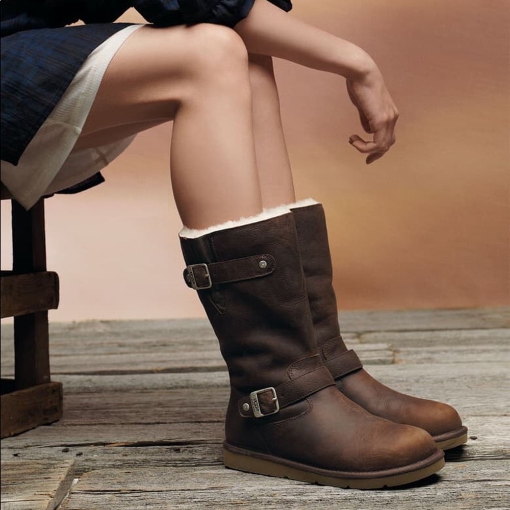 Ugg Australia Kensington Shearling Boot Size 6